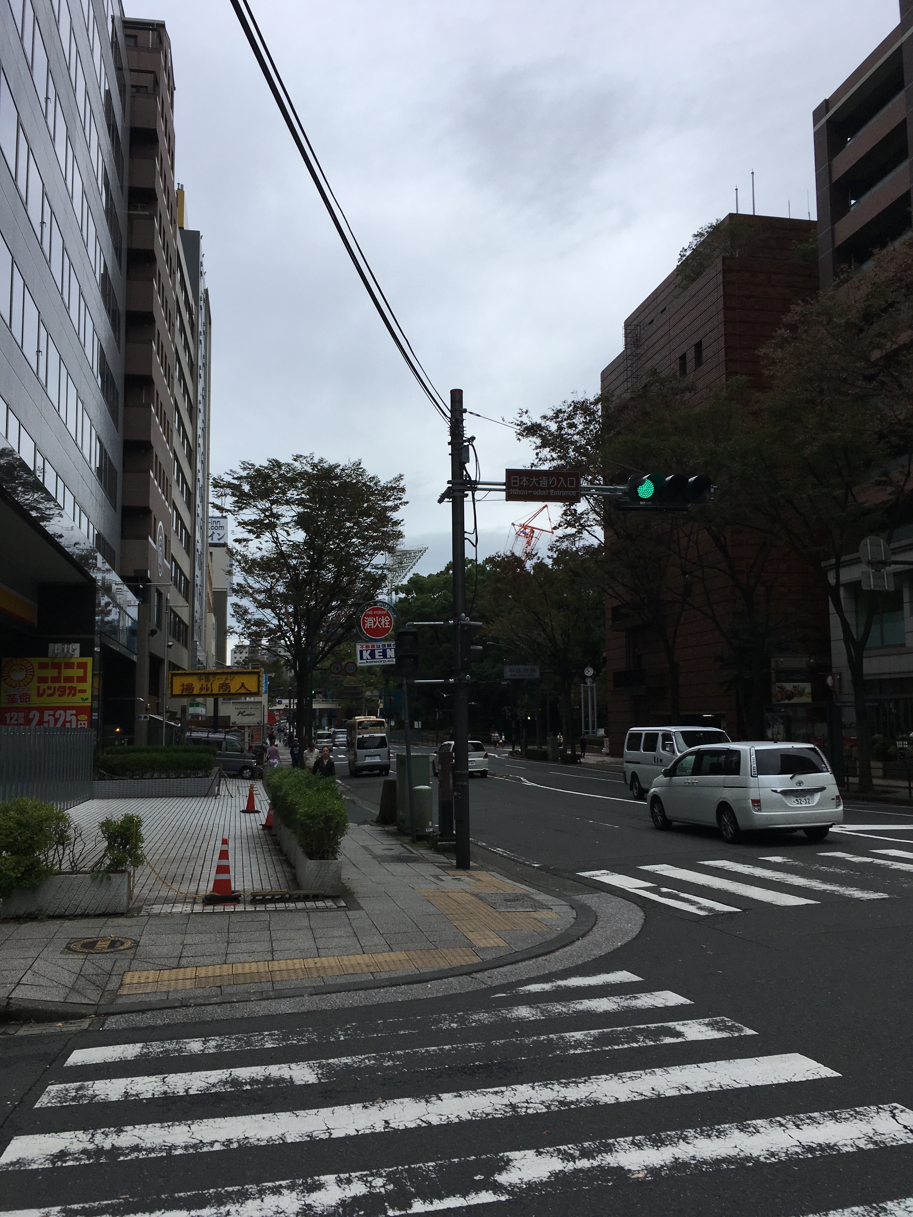 日本大通り入口　交差点